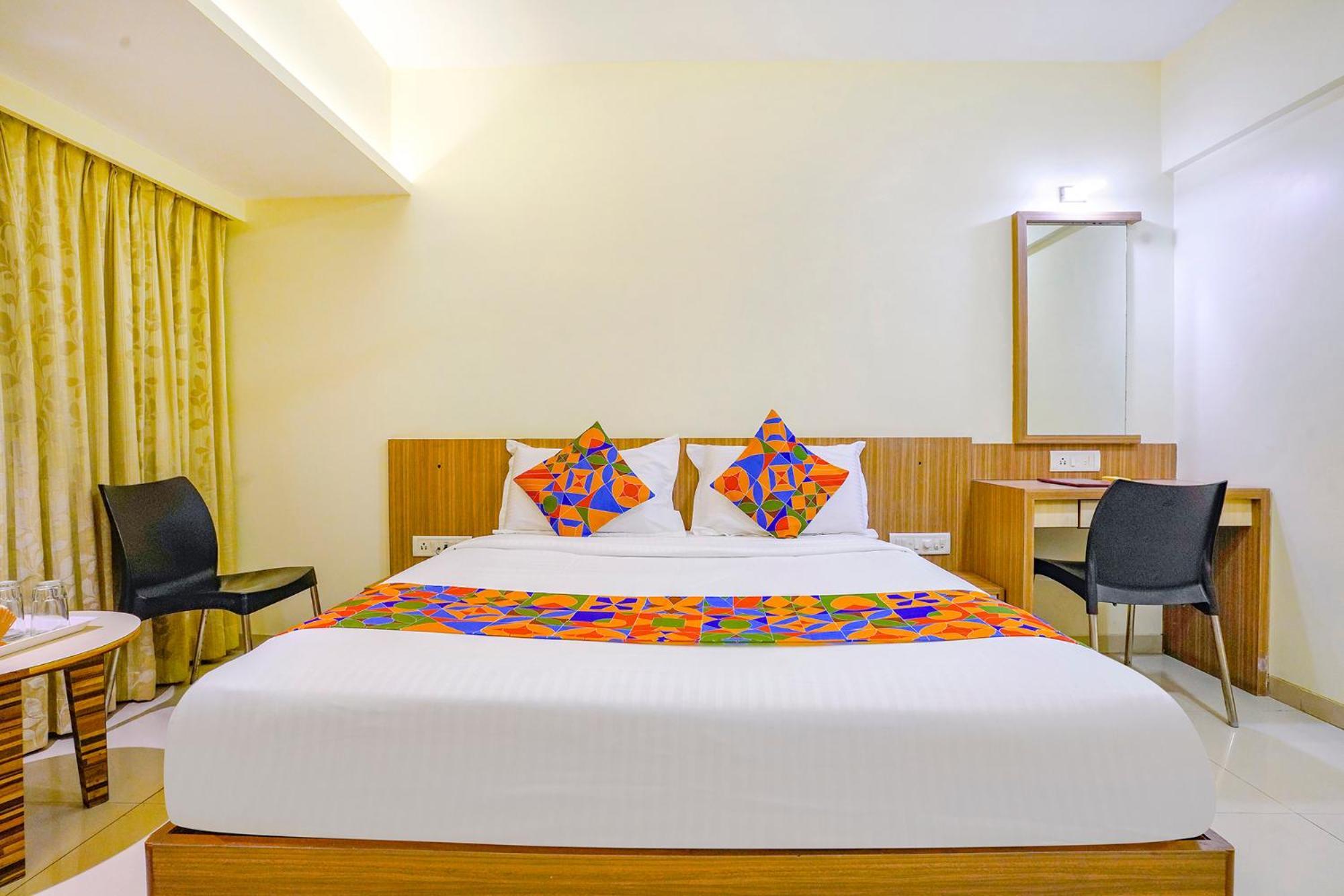 Fabexpress Kuber - Nr Apmc Vashi, Navi Mumbai Hotel Exterior photo
