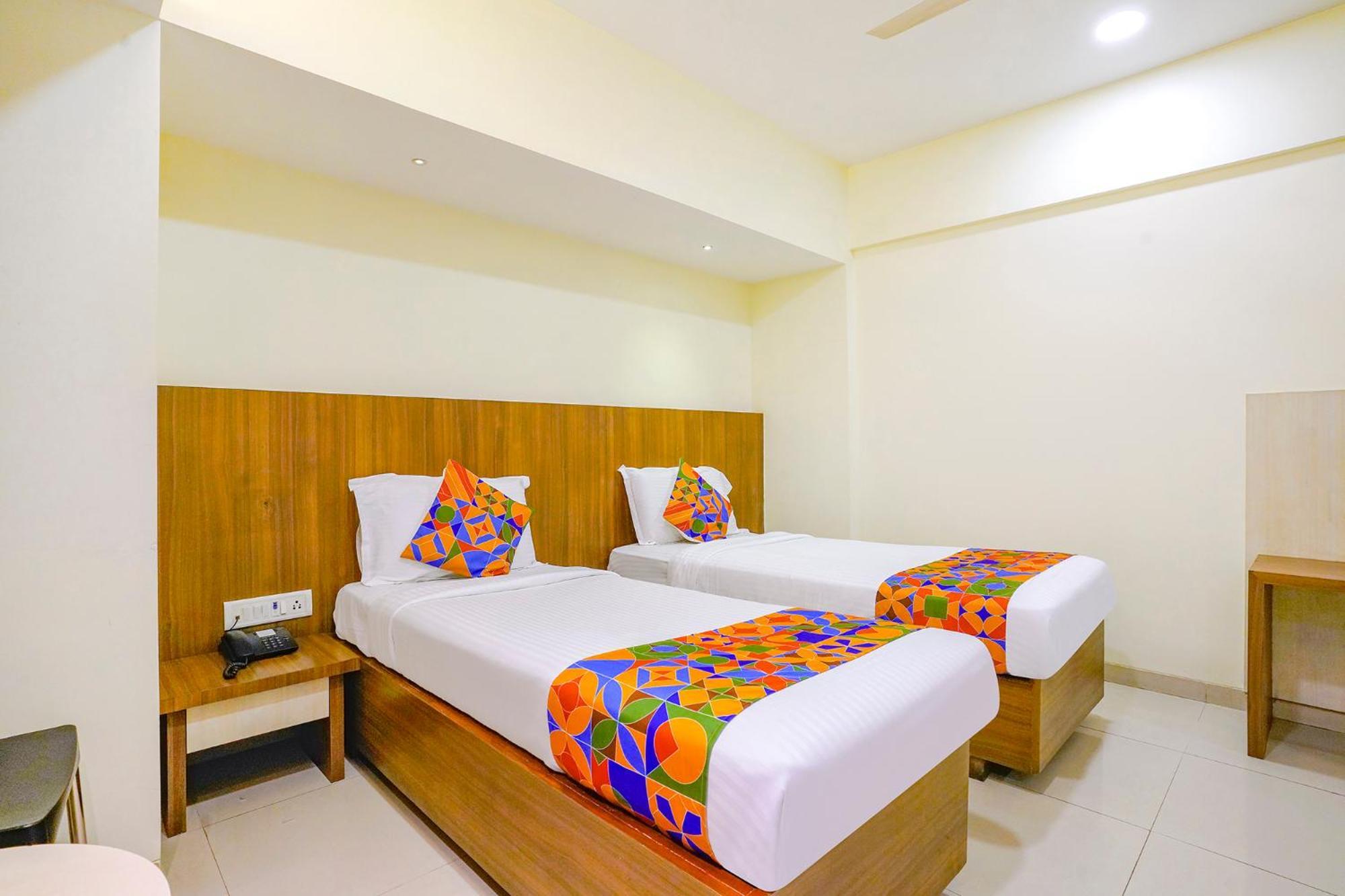 Fabexpress Kuber - Nr Apmc Vashi, Navi Mumbai Hotel Exterior photo
